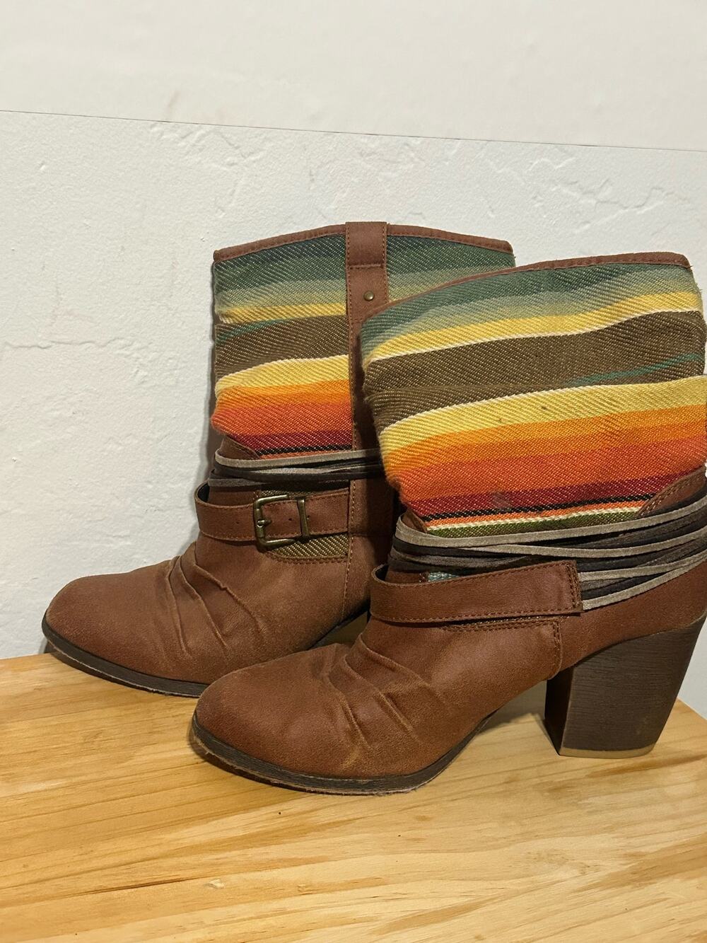 Colorful Ankle Boots Boho / Southwestern Womans - size 8 1/2 Mossimo Supply Co.